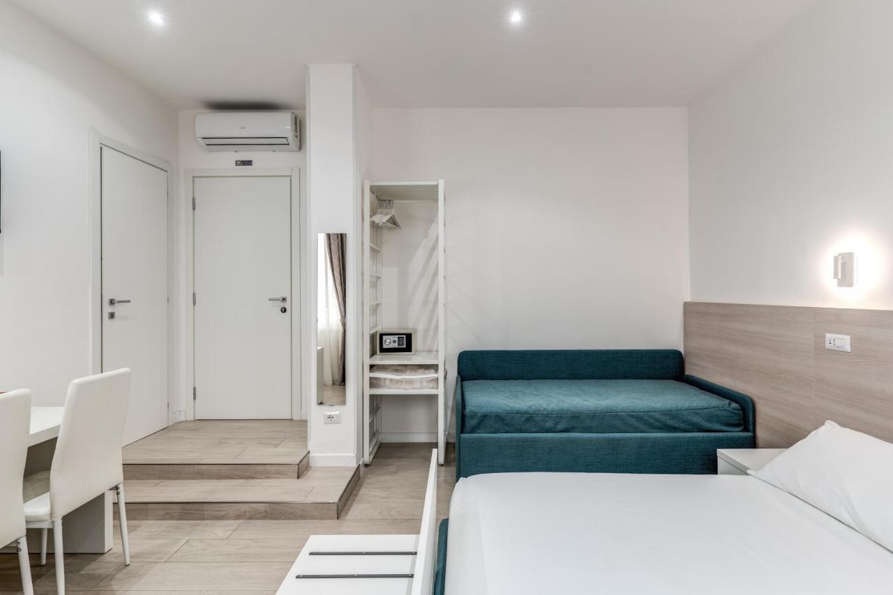 A Touch Of Rome Guesthouse Bagian luar foto